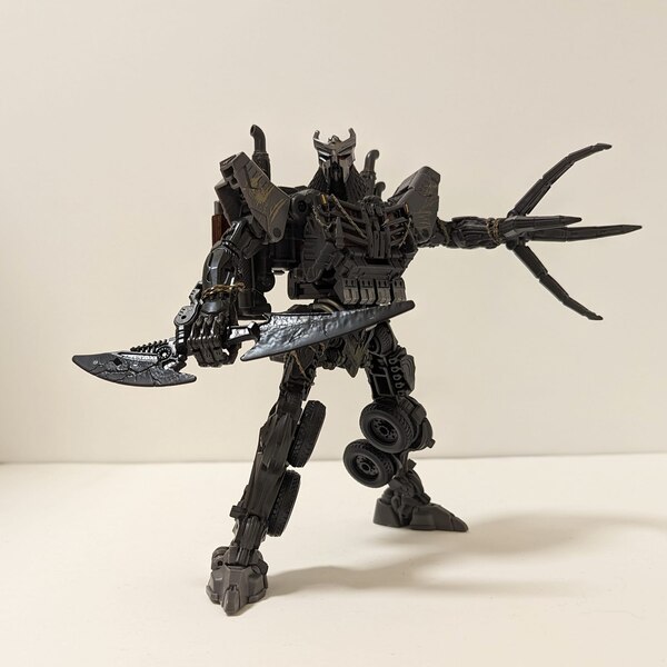 Image Of Transformers Rise Of The Beasts Scourge Toy  (9 of 23)